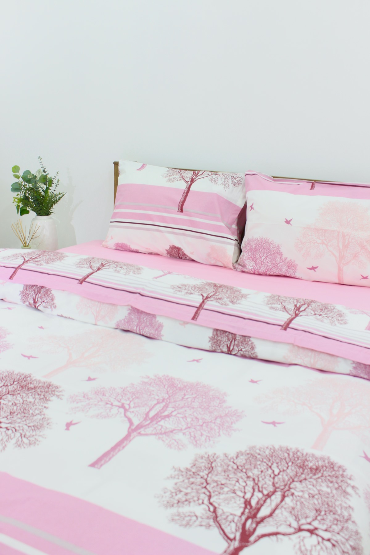 Pembe Bordo Ağaç Çift Kişilik Nevresim Takımı